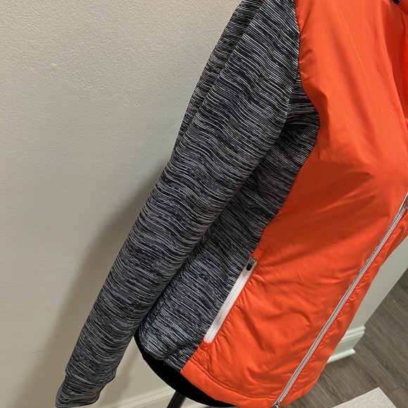 NVO Sport Sport/Golf Lightweight Waterproof Jacket - Size Small - Picture 4 of 8